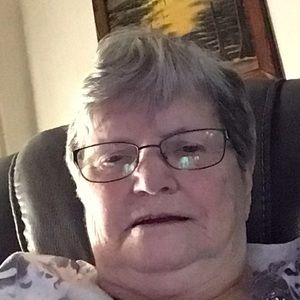 Meet your Posher, Elaine